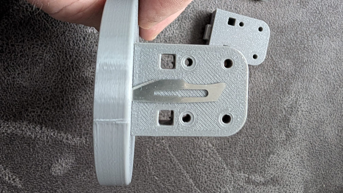 RC 1/10 scale tyre cutter